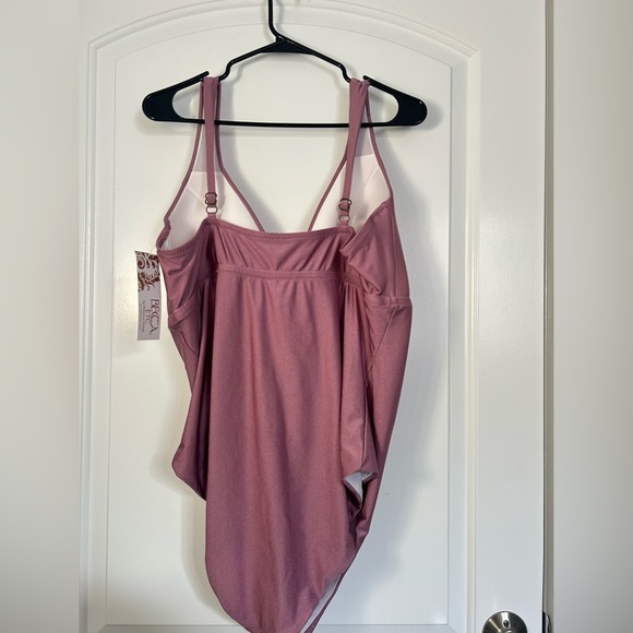 Becca Double Tie Front One-Piece Swimsuit size 2X NWT - Picture 2 of 10